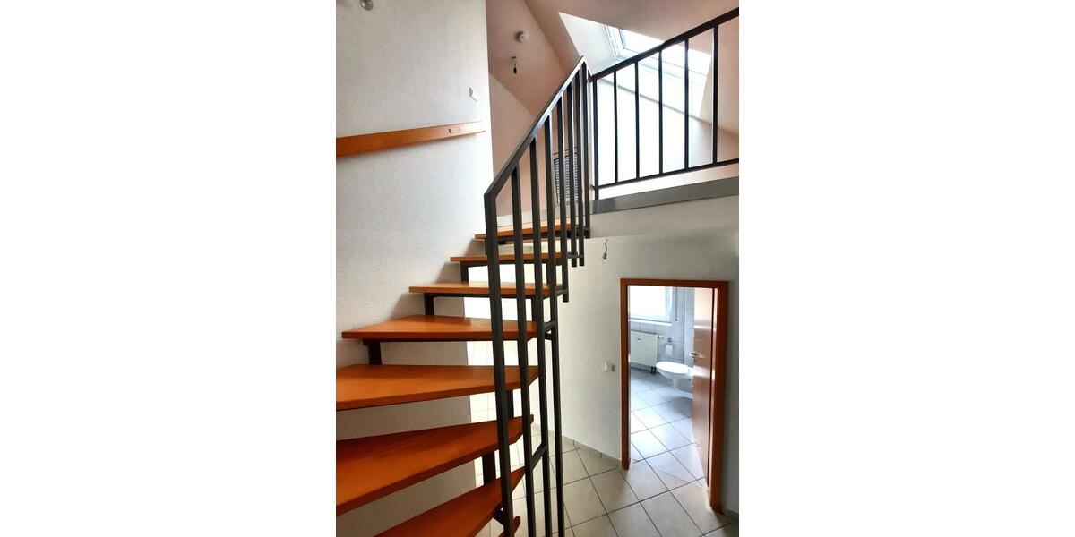 3-Zimmer-Wohnung auf zwei Ebenen mit Balkon und Stellplatz 3 zimmer