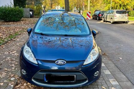 Ford Fiesta 173.200 km 2.900 € Bottrop 46236