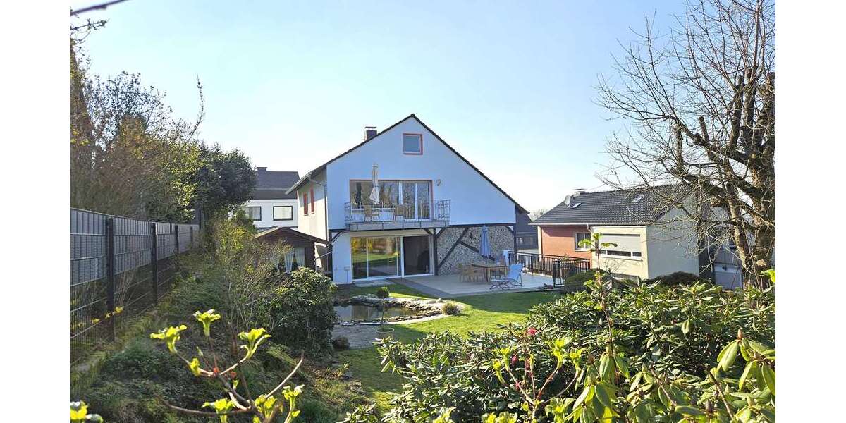 Einfamilienhaus Witten Rüdinghausen - 11 Zimmer, 242 m&sup2;, 715.000&euro; | Angebot:26120746