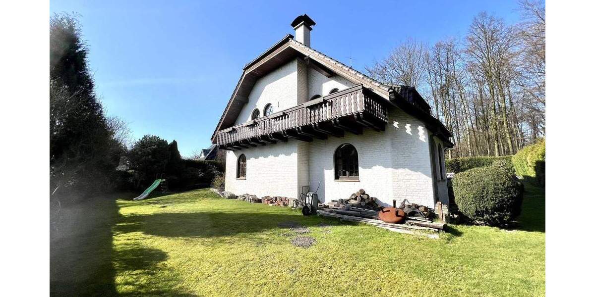 Einfamilienhaus Gladbeck Mitte - 9 Zimmer, 307 m&sup2;, 930.000&euro; | Angebot:25670854