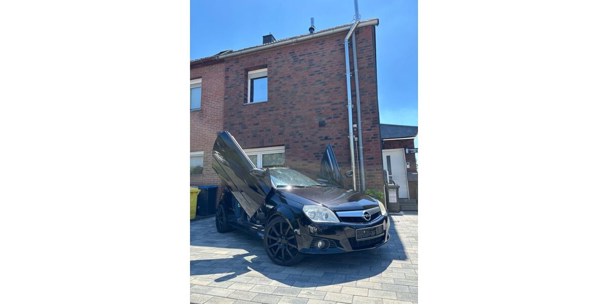 Opel Tigra 121.850 km 4.000 &euro; Bottrop 46238