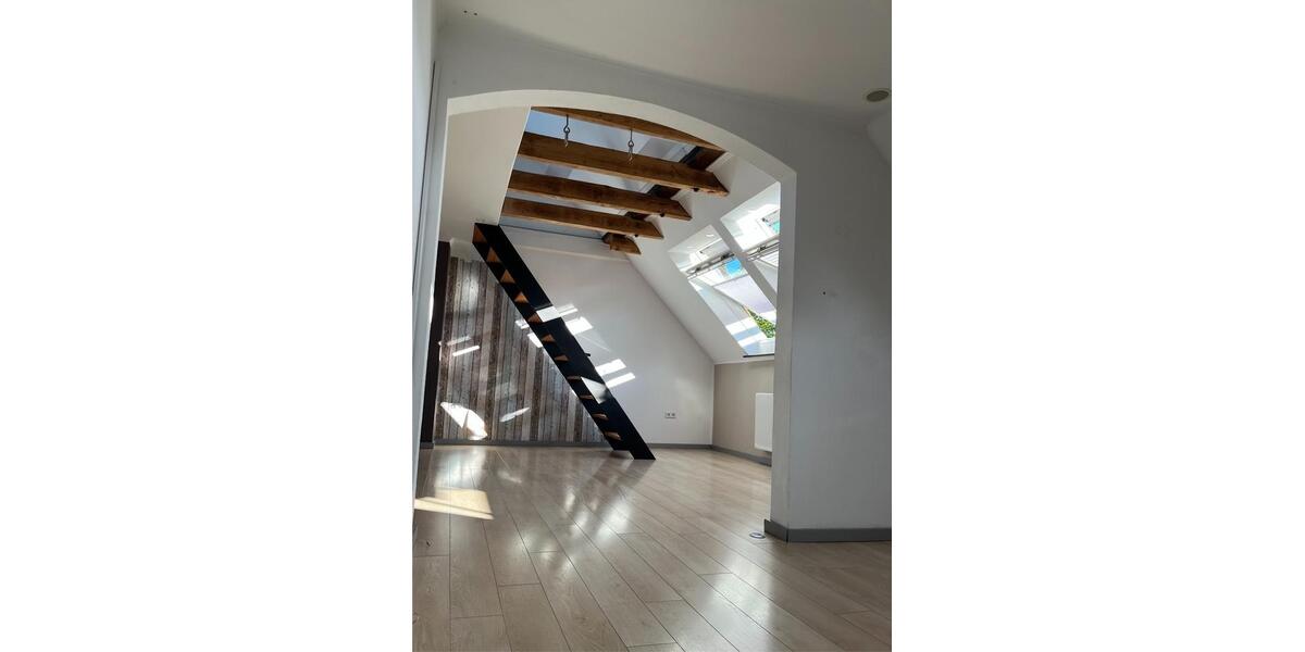 Dachgeschoßwohnung Hagen Hagen-Mitte - 5 Zimmer, 116 m&sup2;, 229.000&euro; | Angebot:27533521