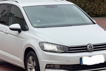VW Touran 141.000 km 10.700 &euro; Mülheim an der Ruhr 45468