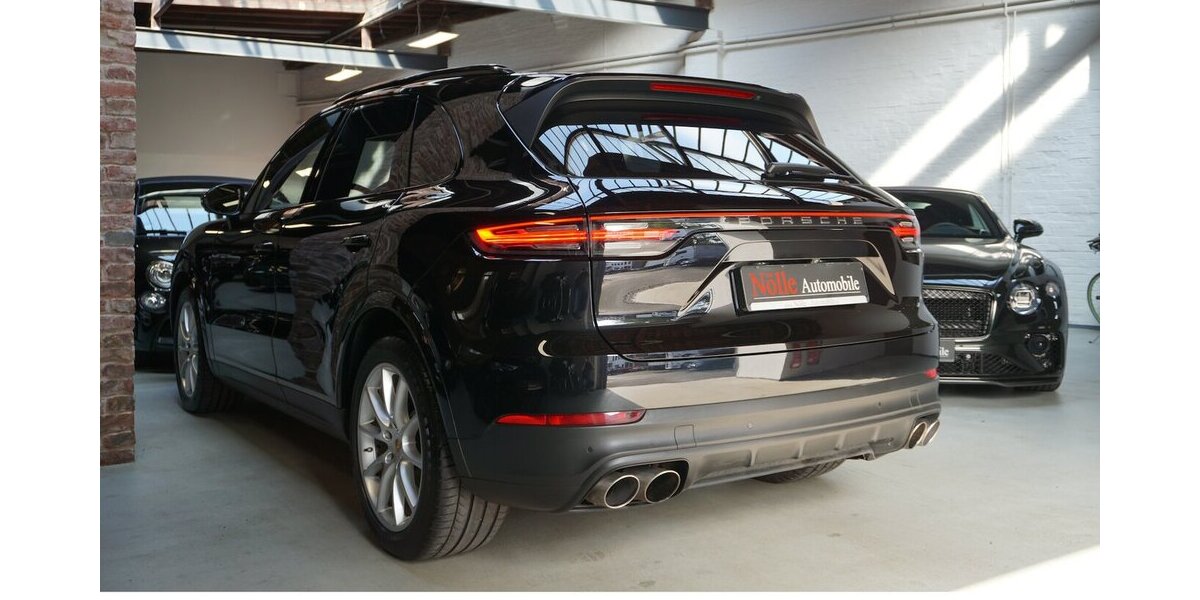 Porsche Cayenne S Bose HA-Lenk Pano Sport-AGA 360° Matrix 92.707 km 56.900 &euro; Wuppertal 42327
