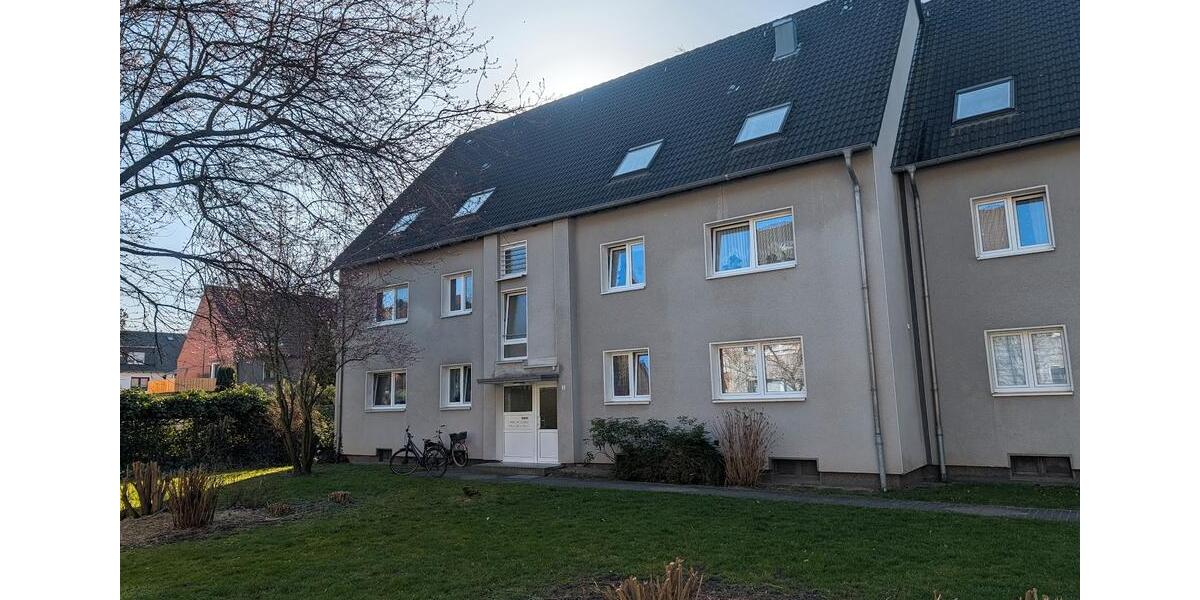 Dachgeschoßwohnung Recklinghausen Grullbad - 2.5 Zimmer, 61 m&sup2;, 427&euro; | Angebot:25363971