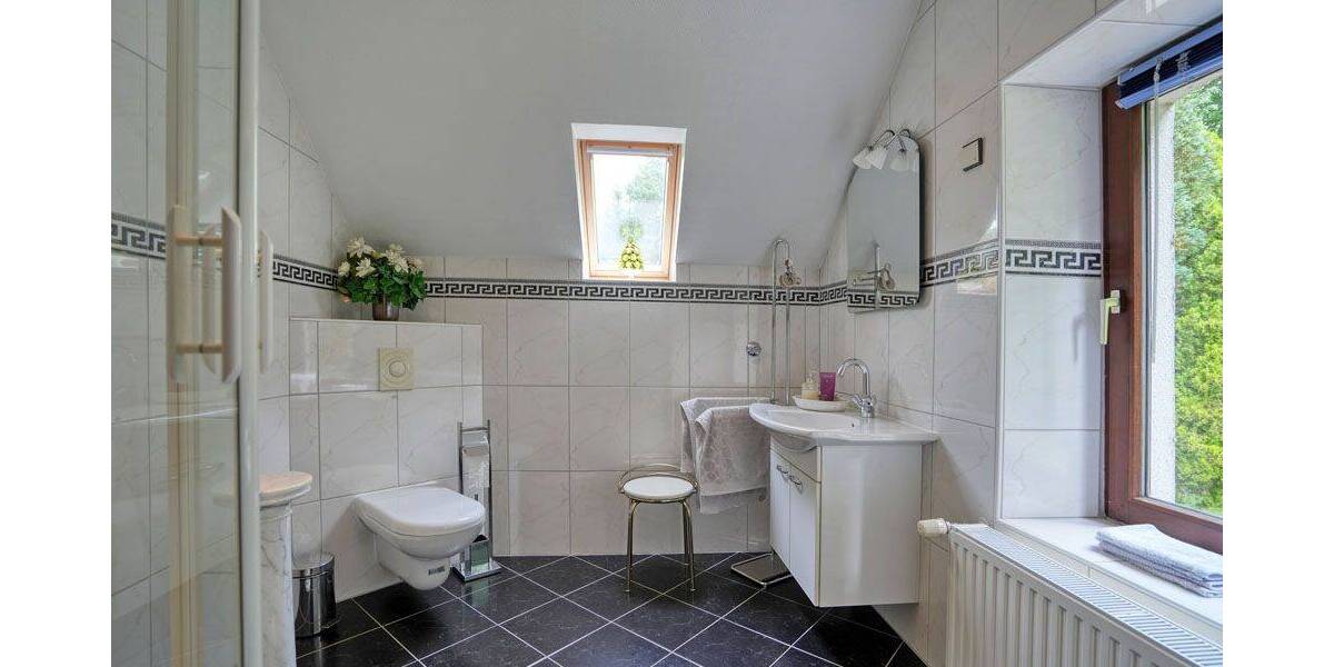 Einfamilienhaus Witten Annen - 6 Zimmer, 237 m&sup2;, 750.000&euro; | Angebot:23956641