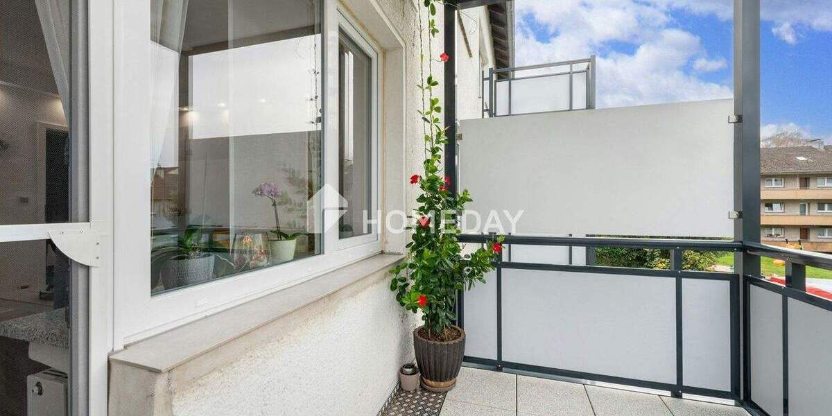 Gepflegte 3-Zimmer-Wohnung mit Balkon, moderner Ausstattung und Einbauküche 3 zimmer