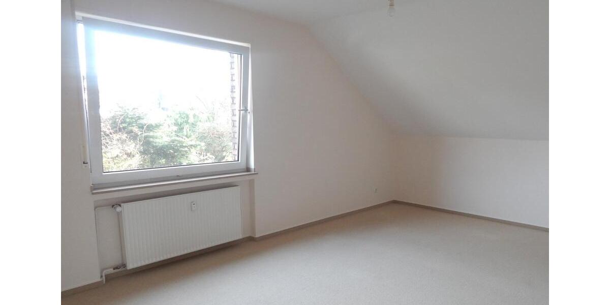 Dachgeschoßwohnung Dortmund Aplerbeck - 3.5 Zimmer, 105 m&sup2;, 995&euro; | Angebot:26428265