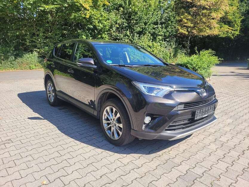 Toyota RAV 4 124.000 km 16.500 € Unna 59423