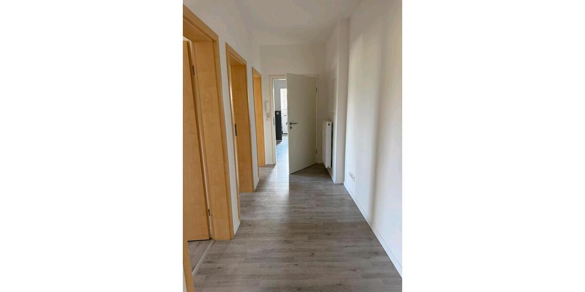 Etagenwohnung Oberhausen Schmachtendorf - 2 Zimmer, 65 m&sup2;, 650&euro; | Angebot:27550979