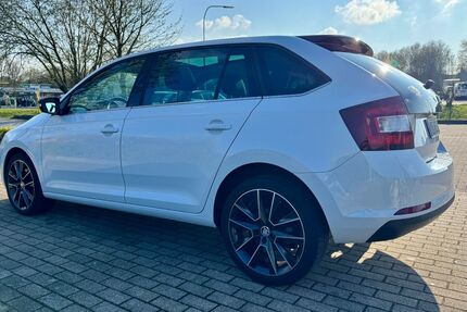 Skoda Rapid 133.000 km 8.990 &euro; Velbert 42549