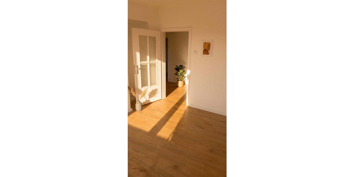 Etagenwohnung Gelsenkirchen Ückendorf - 4 Zimmer, 75 m&sup2;, 562&euro; | Angebot:25782970