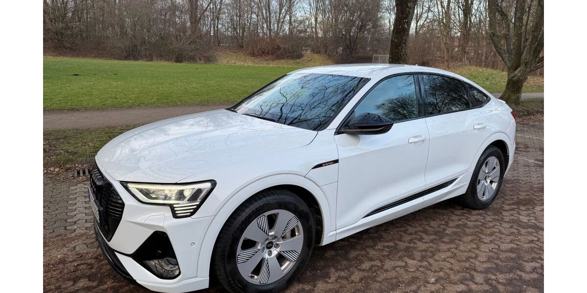 Audi e-tron 57.300 km 29.799 &euro; Bochum 44793