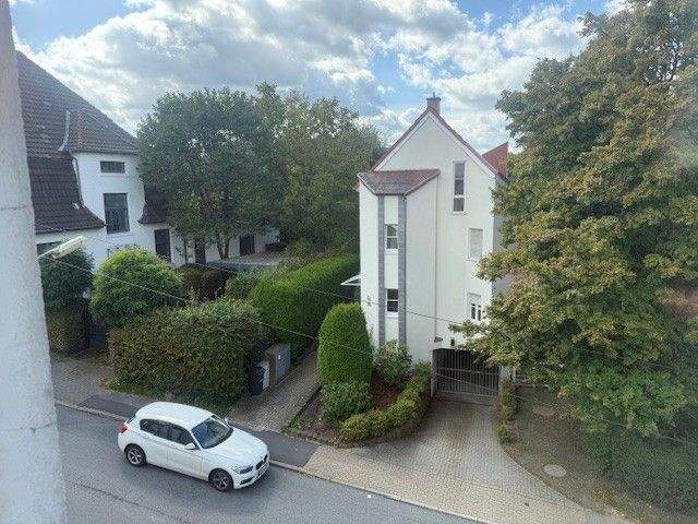 Mehrfamilienhaus, Wohnhaus Bochum Stiepel - 9 Zimmer, 197 m&sup2;, 595.000&euro; | Angebot:23389378