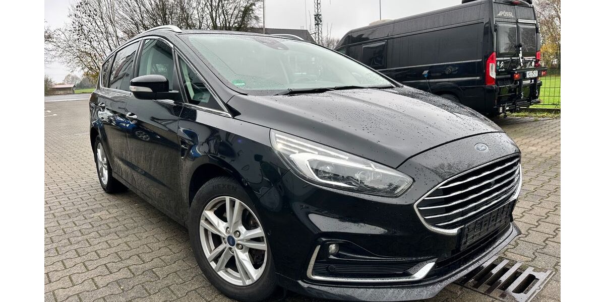 Ford S-Max 200.000 km 12.900 € Mülheim 45481