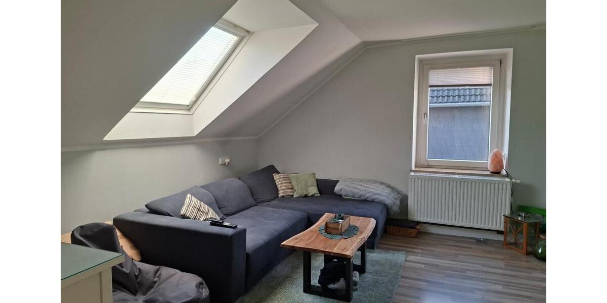 2,5-Zimmer-Dachgeschosswohnung in Mülheim-Speldorf ab 01.03.2026 2.5 zimmer