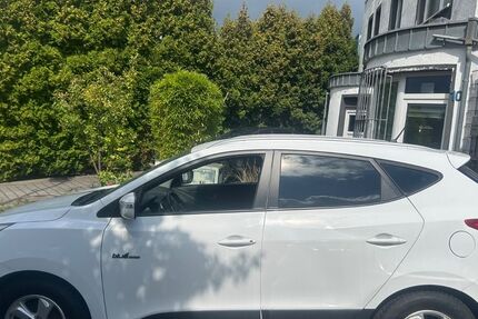 Hyundai ix35 83.000 km 9.200 € Essen 45326