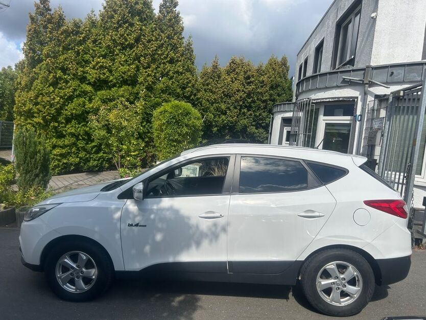 Hyundai ix35 83.000 km 9.200 € Essen 45326