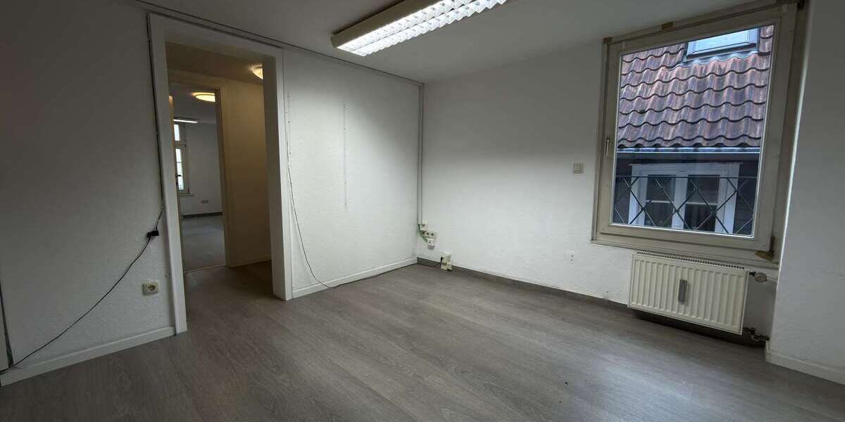 Großes Büro- und Praxisfläche in Hattingens Altstadt mit IT-Raum, LAN, Seminarraum und Gartennutzung 10 zimmer