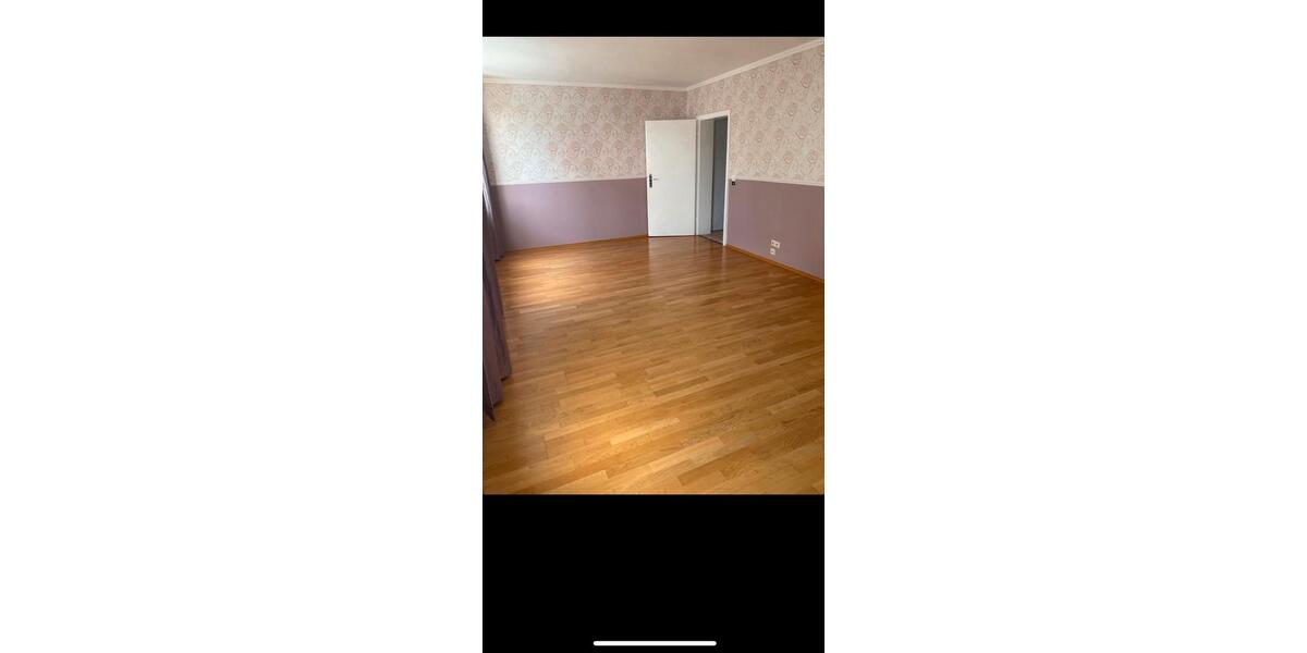 Große Wohnung Zentral in Elberfeld Südstad , ruhige Seitenstraße 3 zimmer