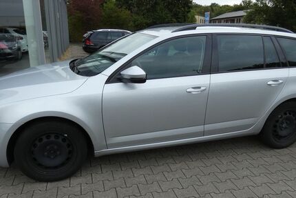 Skoda Octavia 203.000 km 6.990 € Bergkamen 59192
