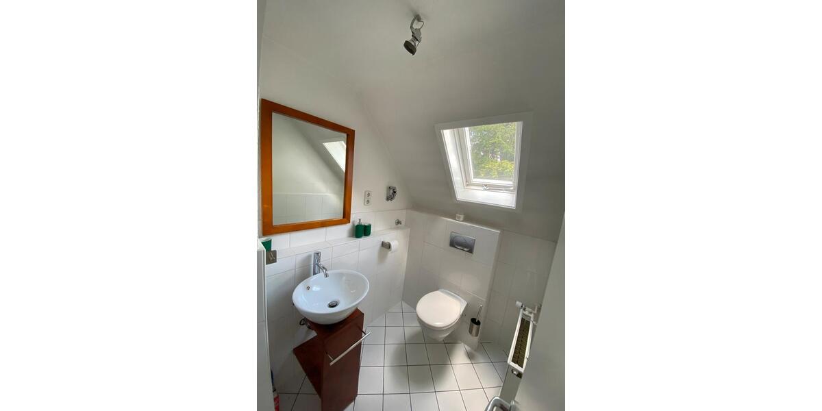 Einfamilienhaus mit 6 Zimmern, Kamin, Einbauküche, Sauna & Garage 6 zimmer