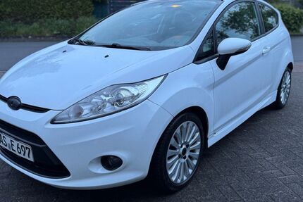 Ford Fiesta 233.000 km 2.799 &euro; Lünen 44536