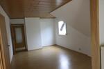 Dachgeschoßwohnung Wuppertal Dönberg - 3.5 Zimmer, 108 m&sup2;, 830&euro; | Angebot:26476704
