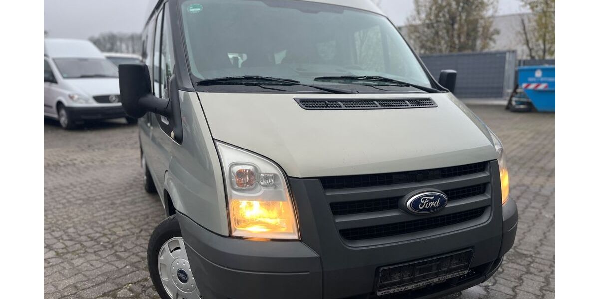 Ford Transit 126.188 km 8.900 &euro; Essen 45136