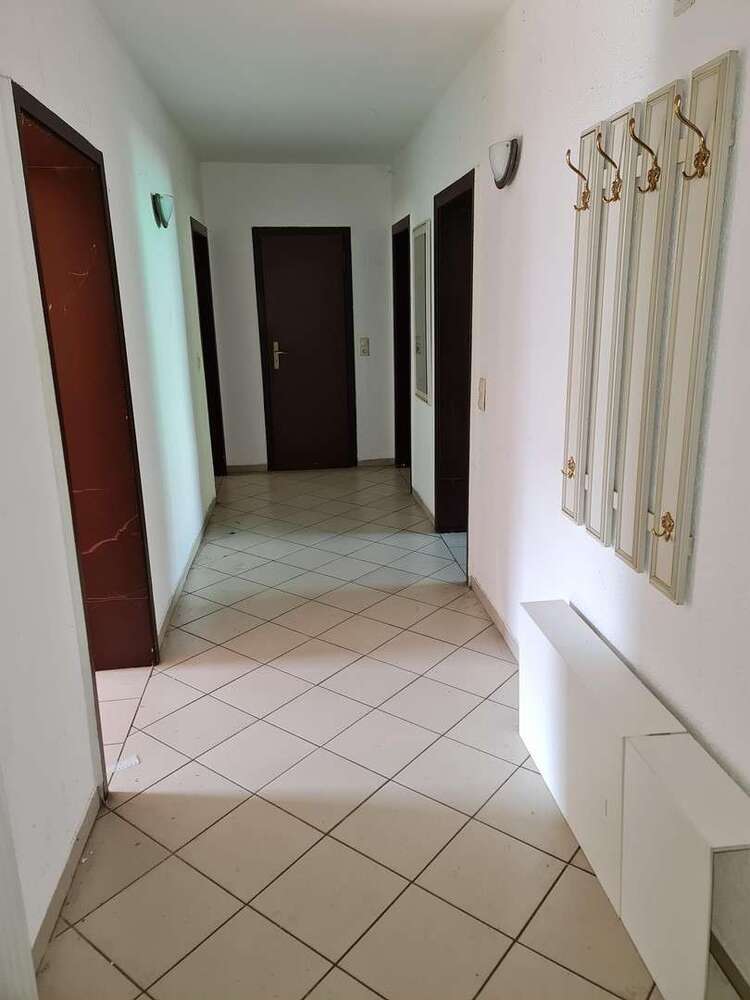Wohnung zum Mieten in Wuppertal 700 € 77 m²
