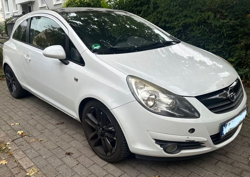 Opel Corsa 265.000 km 2.000 € Unna 59427
