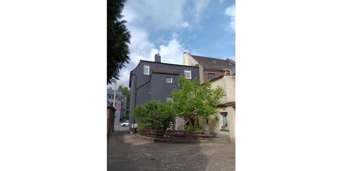 Kleines Mehrfamilienhaus mit Garagenhof in Bochum Wattenscheid zimmer