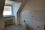 Dachgeschoßwohnung Essen Huttrop - 3 Zimmer, 76 m&sup2;, 119.000&euro; | Angebot:26819341