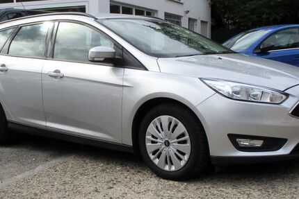 Ford Focus 130.800 km 8.900 € Dortmund 44263