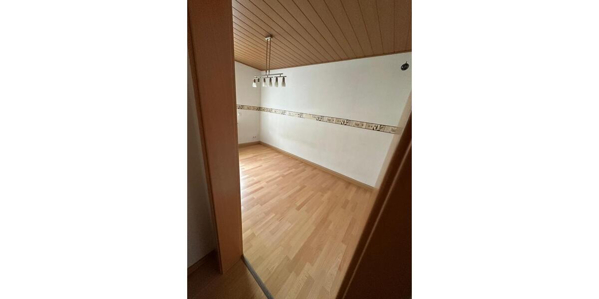 Etagenwohnung Bochum Bochum-Mitte - 4 Zimmer, 70 m&sup2;, 1.100&euro; | Angebot:26414588