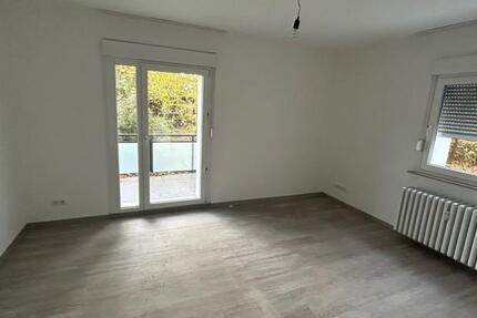 Schöne, helle, frisch gestrichene 2-Zimmer-Wohnung 2 zimmer