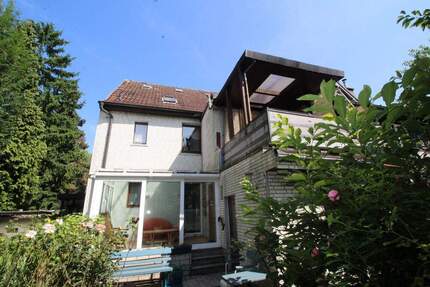 Haus Mülheim an der Ruhr Styrum - 8 Zimmer, 143 m&sup2;, 349.000&euro; | Angebot:25317266