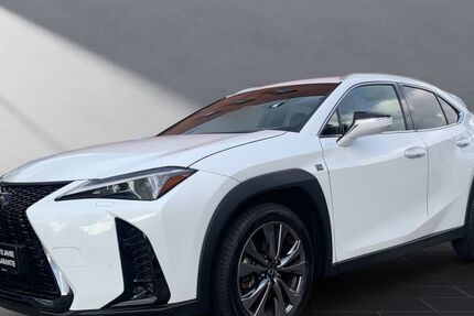 Lexus UX 9.600 km 36.450 € Duisburg 47055