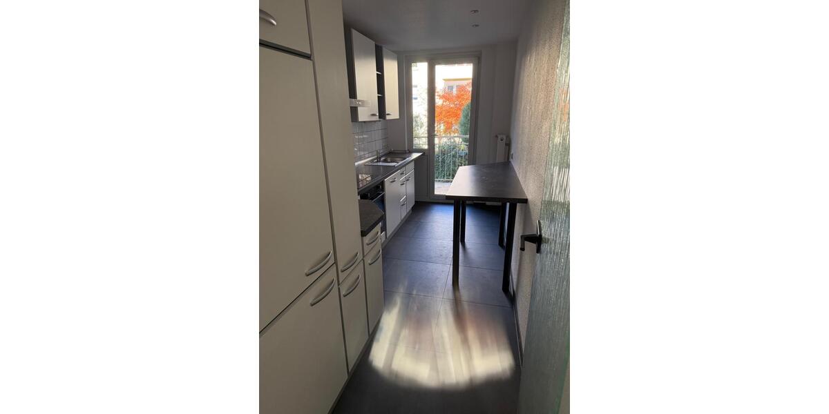 Etagenwohnung Essen Stadtbezirk II - 2 Zimmer, 60 m&sup2;, 780&euro; | Angebot:25660341