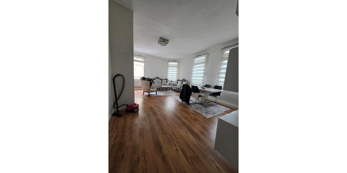 Etagenwohnung Wuppertal Gemarkung Langerfeld - 2 Zimmer, 67 m&sup2;, 82.000&euro; | Angebot:27146049