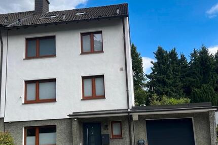 Haus Mülheim an der Ruhr Mellinghofen - 9 Zimmer, 248 m&sup2;, 689.000&euro; | Angebot:24611100