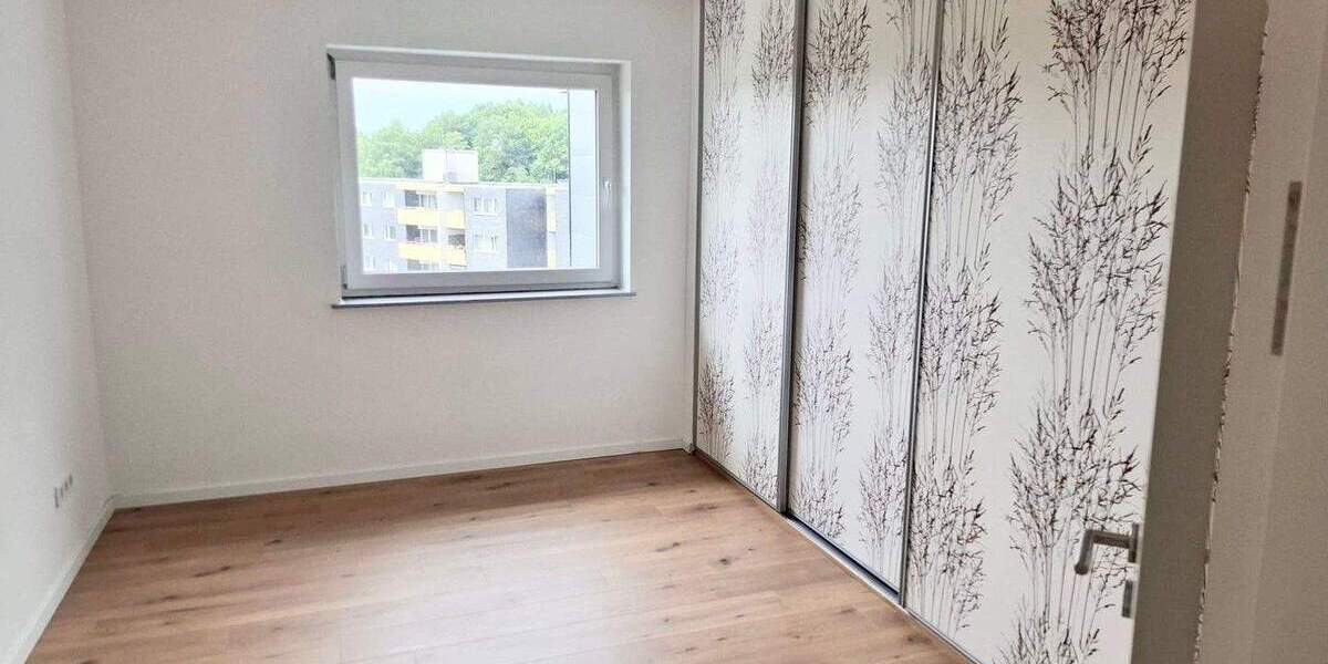 Etagenwohnung Wuppertal Ronsdorf - 3 Zimmer, 78 m&sup2;, 185.000&euro; | Angebot:24670199