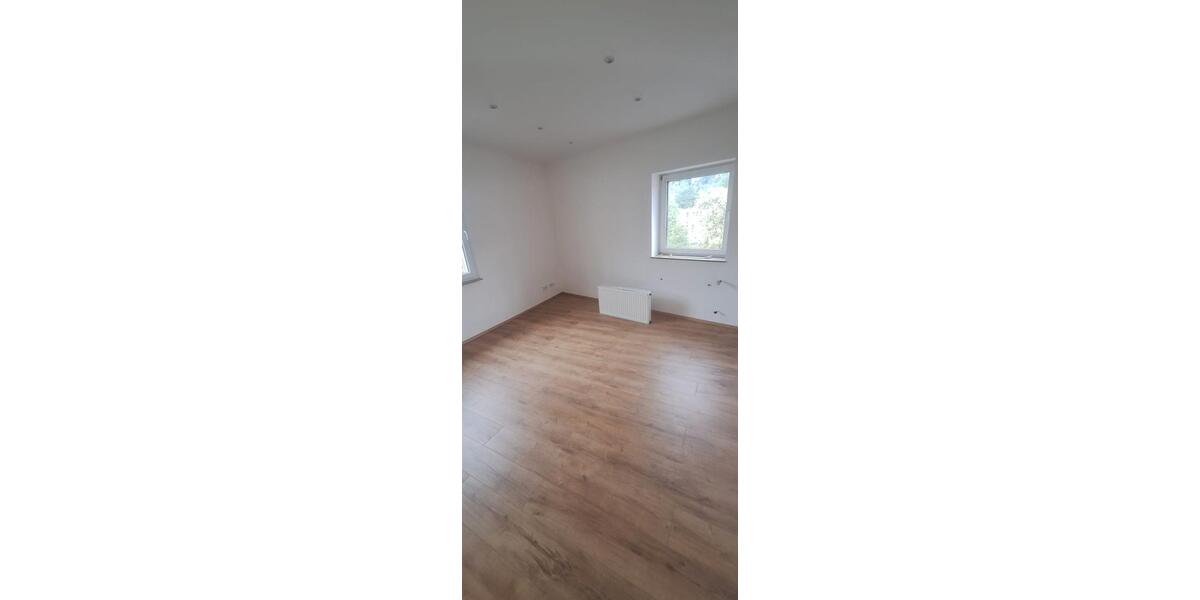 Maisonettenwohnung Velbert Langenberg - 5 Zimmer, 124 m&sup2;, 875&euro; | Angebot:26676320