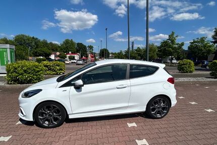 Ford Fiesta 29.870 km 10.990 &euro; Dortmund 44388
