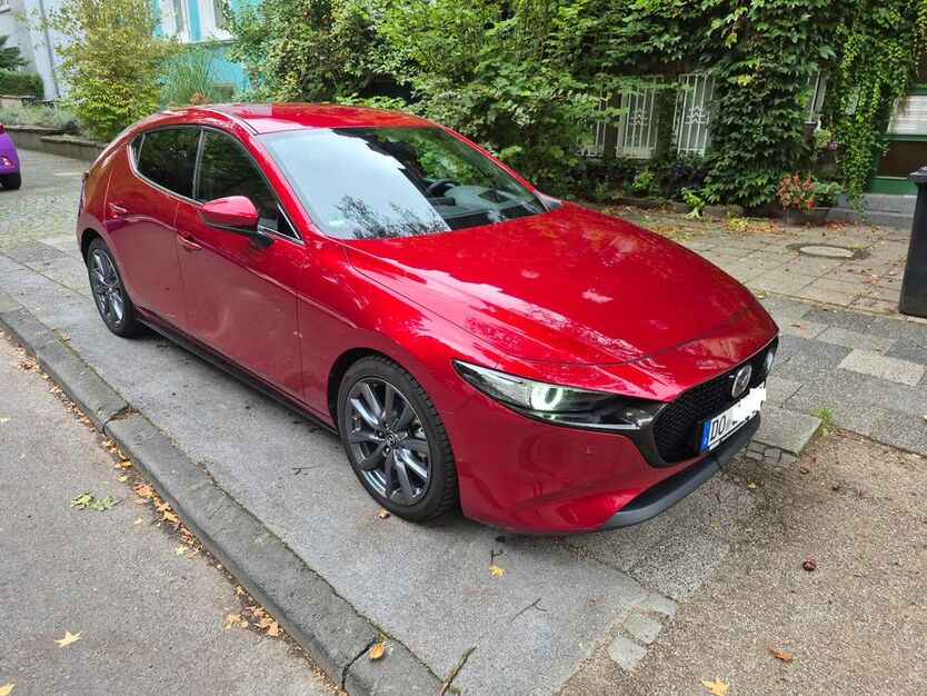 Mazda 3 117.000 km 14.000 € Dortmund 44135