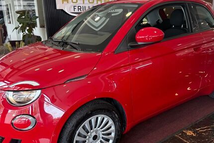 Fiat 500 2.899 km 16.950 € Essen 45139