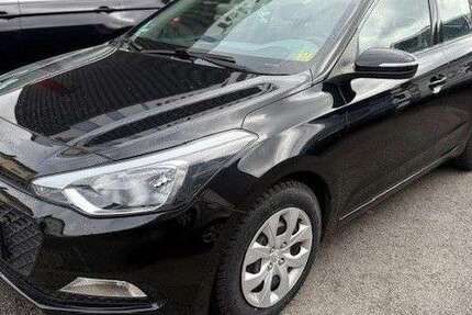 Hyundai i20 134.420 km 6.999 € Remscheid 42853