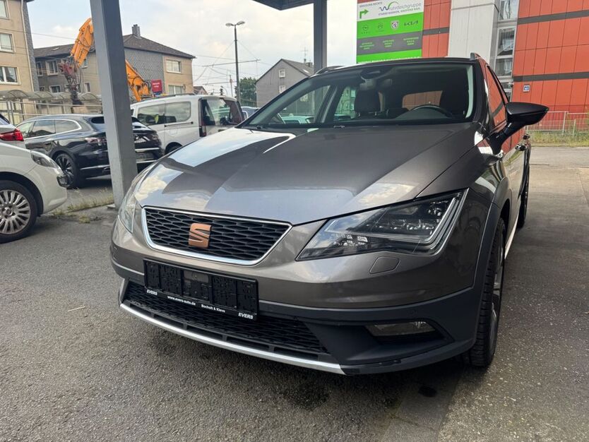 Seat Leon 211.000 km 9.990 € Mülheim/Ruhr 45475