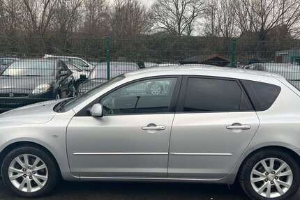 Mazda 3 220.000 km 1.200 € Herne 44653