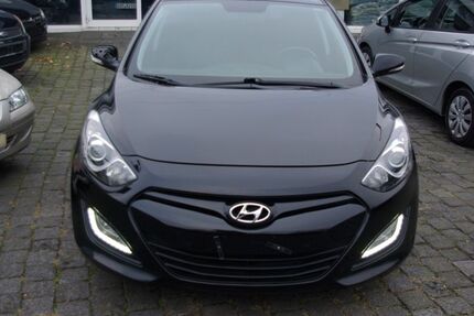 Hyundai i30 163.000 km 3.880 &euro; Bottrop 46242